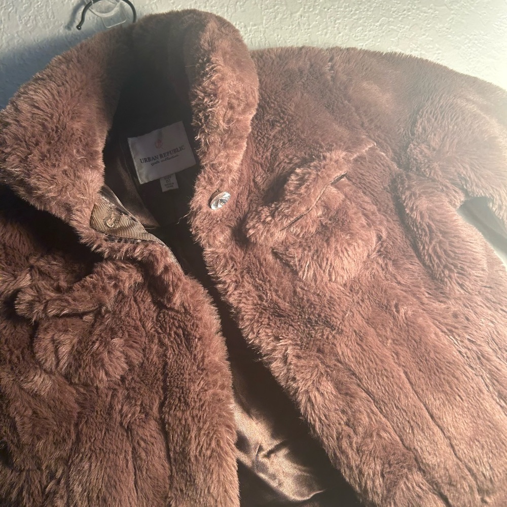 Urban Republic Kids Chocolate Brown Faux Fur Button Up Puffer 🧥 - Picture 3 of 5